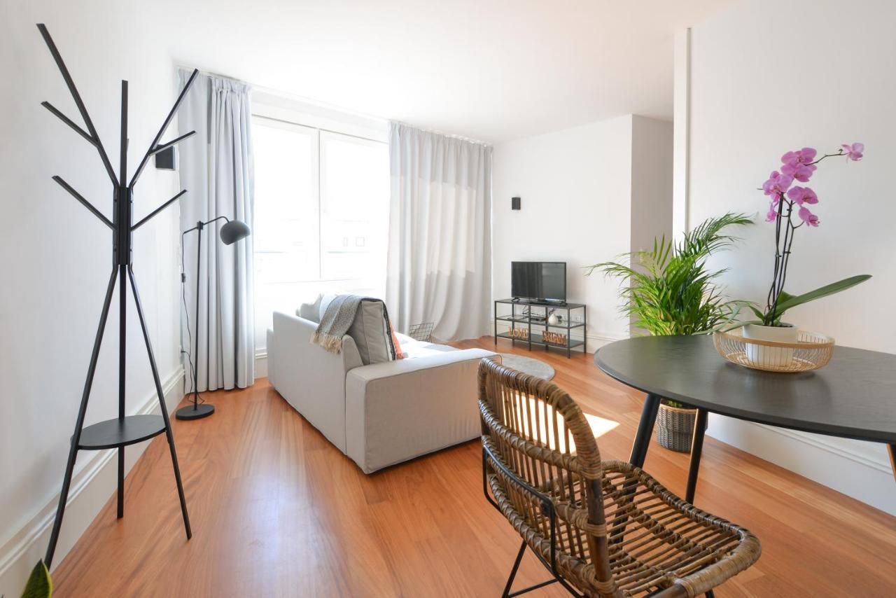 Free Parking - Aliados 107 Liberty Square Apartamento Porto Exterior foto